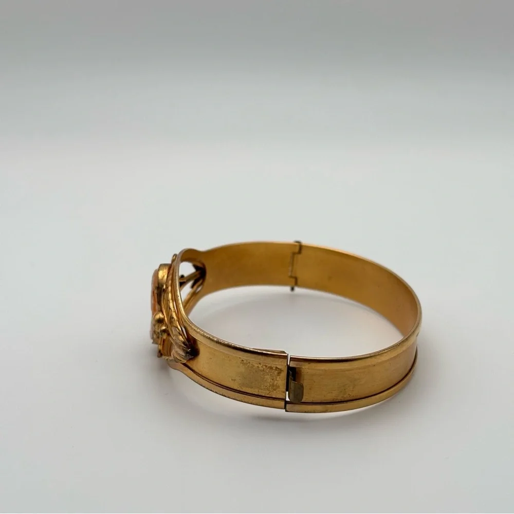 Vintage Gold-Tone Cameo Bangle Bracelet - Picture 4 of 6